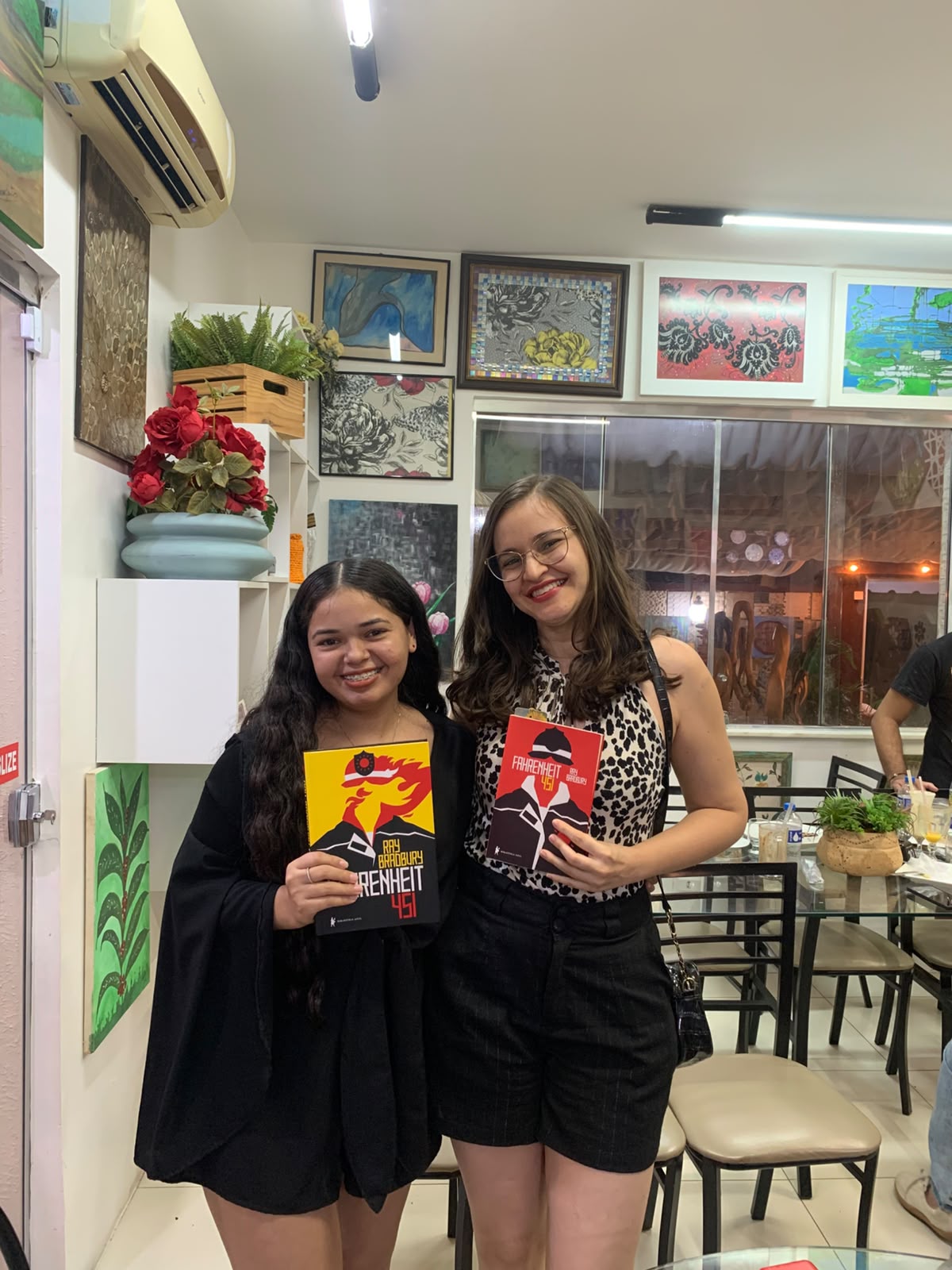 Débora e Thaciele