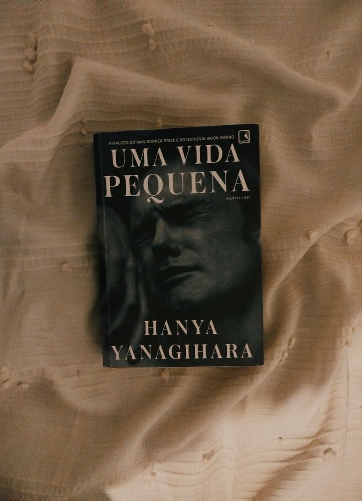 Capa de Uma Vida Pequena